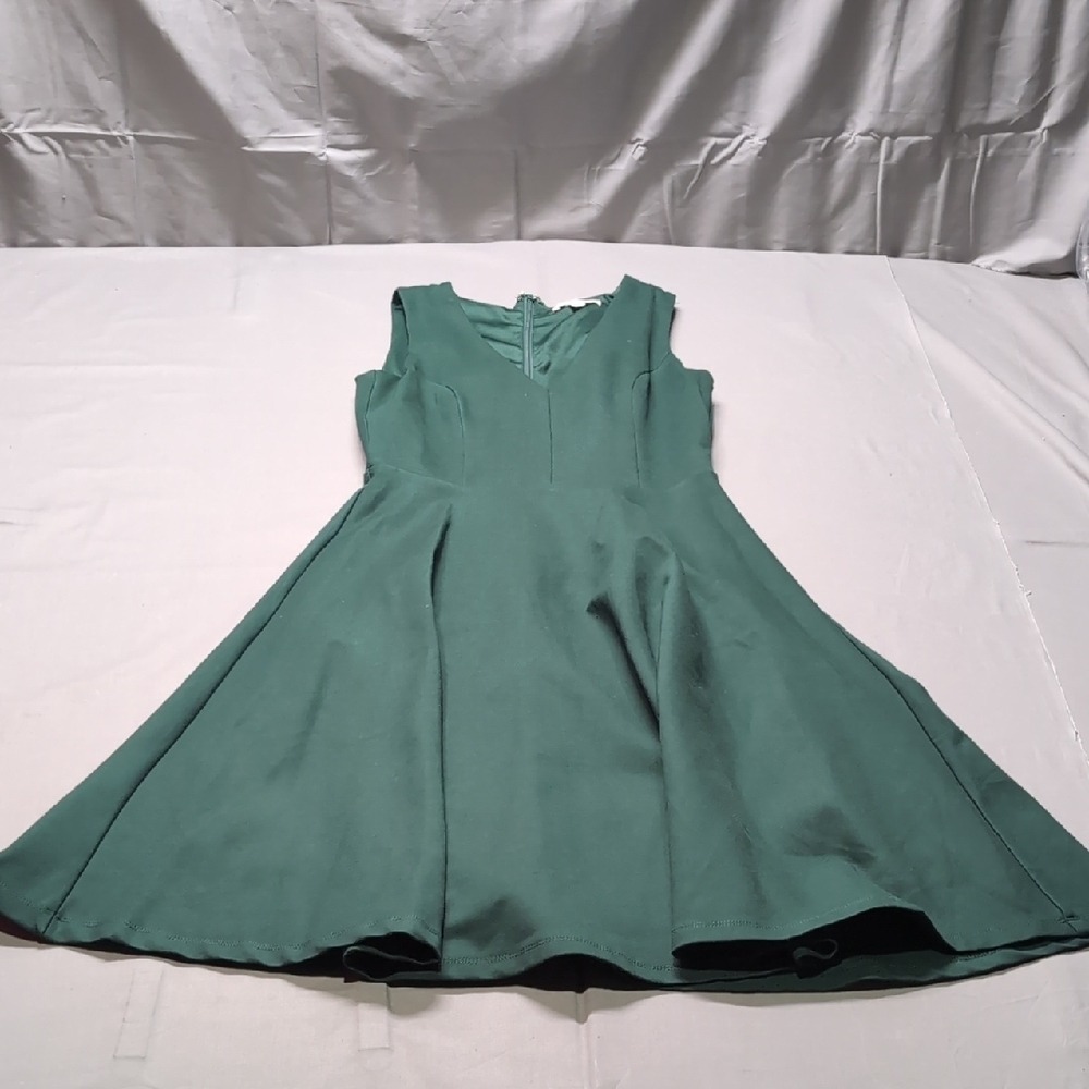 Just Me Hunter Green V-Neck Fit and Flare Sleeveless Skater Dress Size S‎